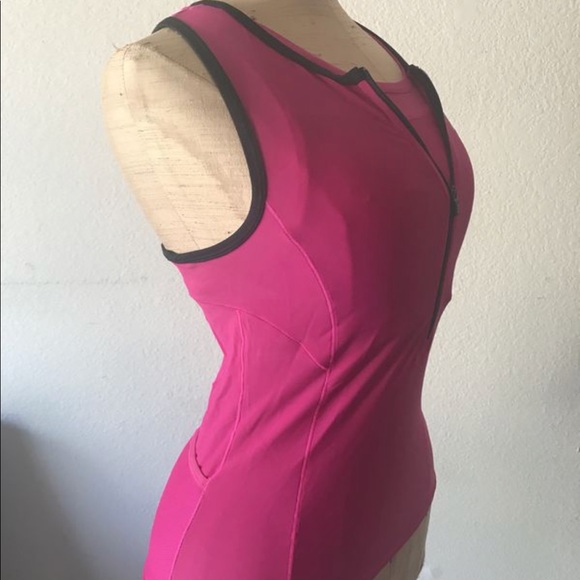 Performance tank - Picture 2 of 7